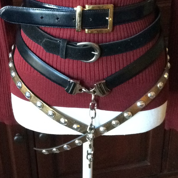Accessories - Four belts size med